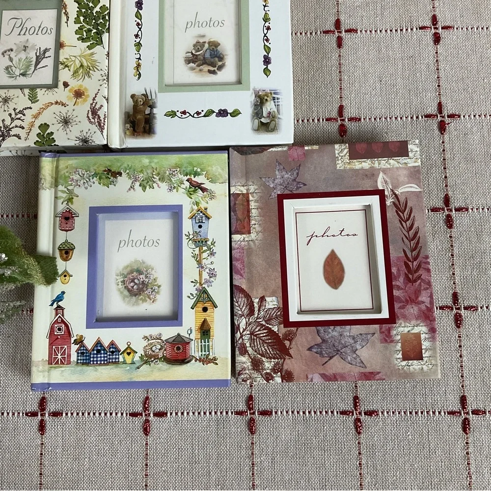 Set Of 4 Vintage 1998 Publications International Ltd Mini Photo Albums Country